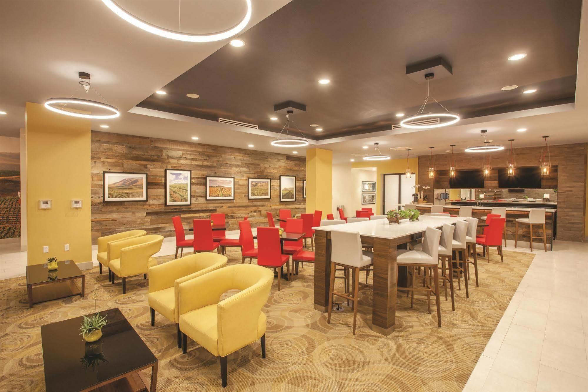 La Quinta By Wyndham Morgan Hill-san Jose South 3*